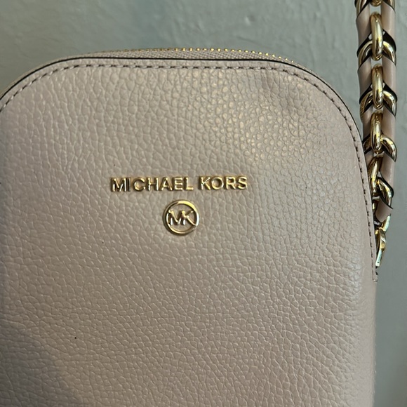 Michael Kors cross body bag - Picture 4 of 7